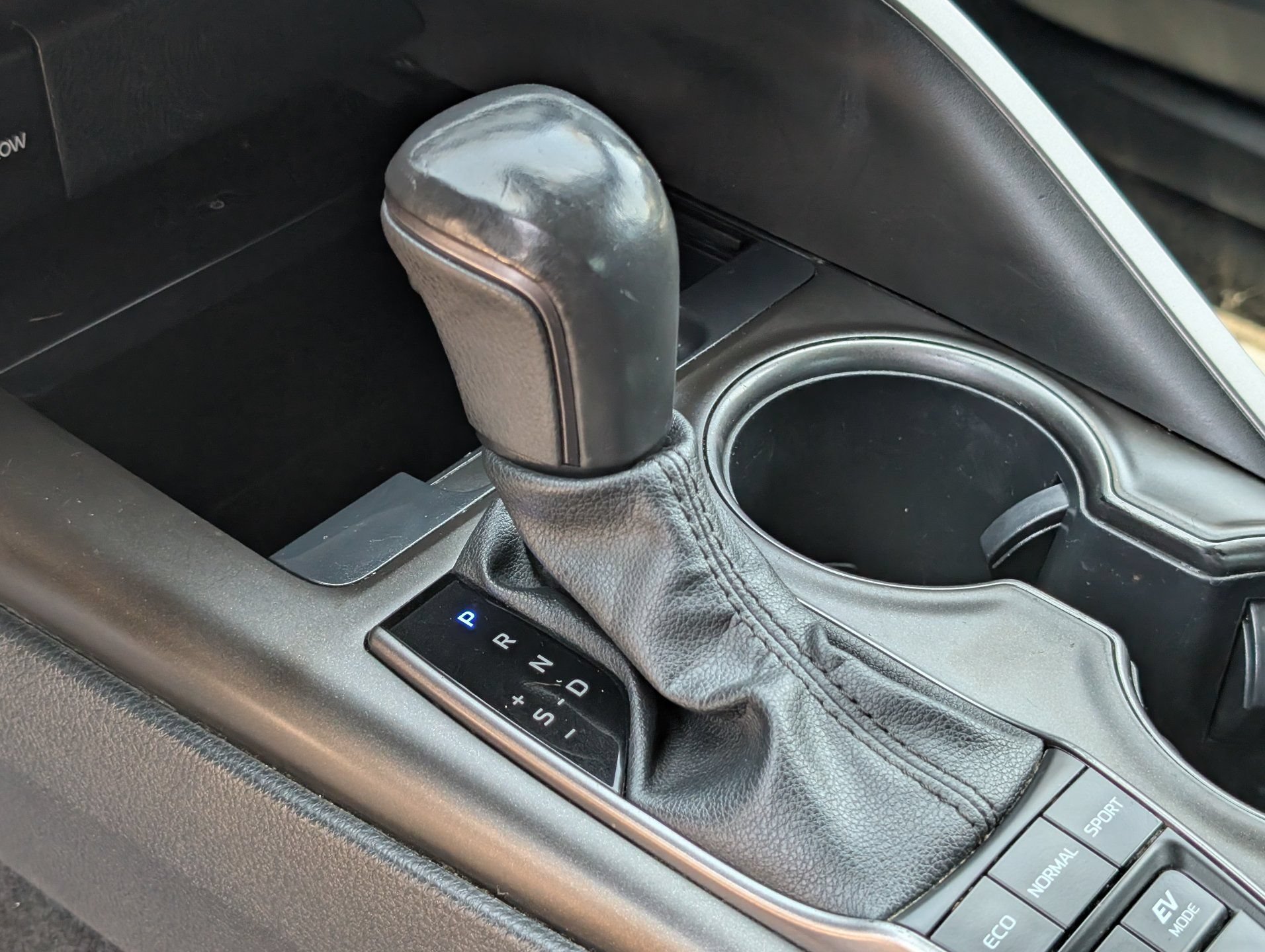 Used 2023 Toyota Camry XSE w/ Navigation Package FWD image 20