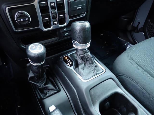Used 2023 Jeep Wrangler Unlimited w/ Cold Weather Group AWD/4WD image 17