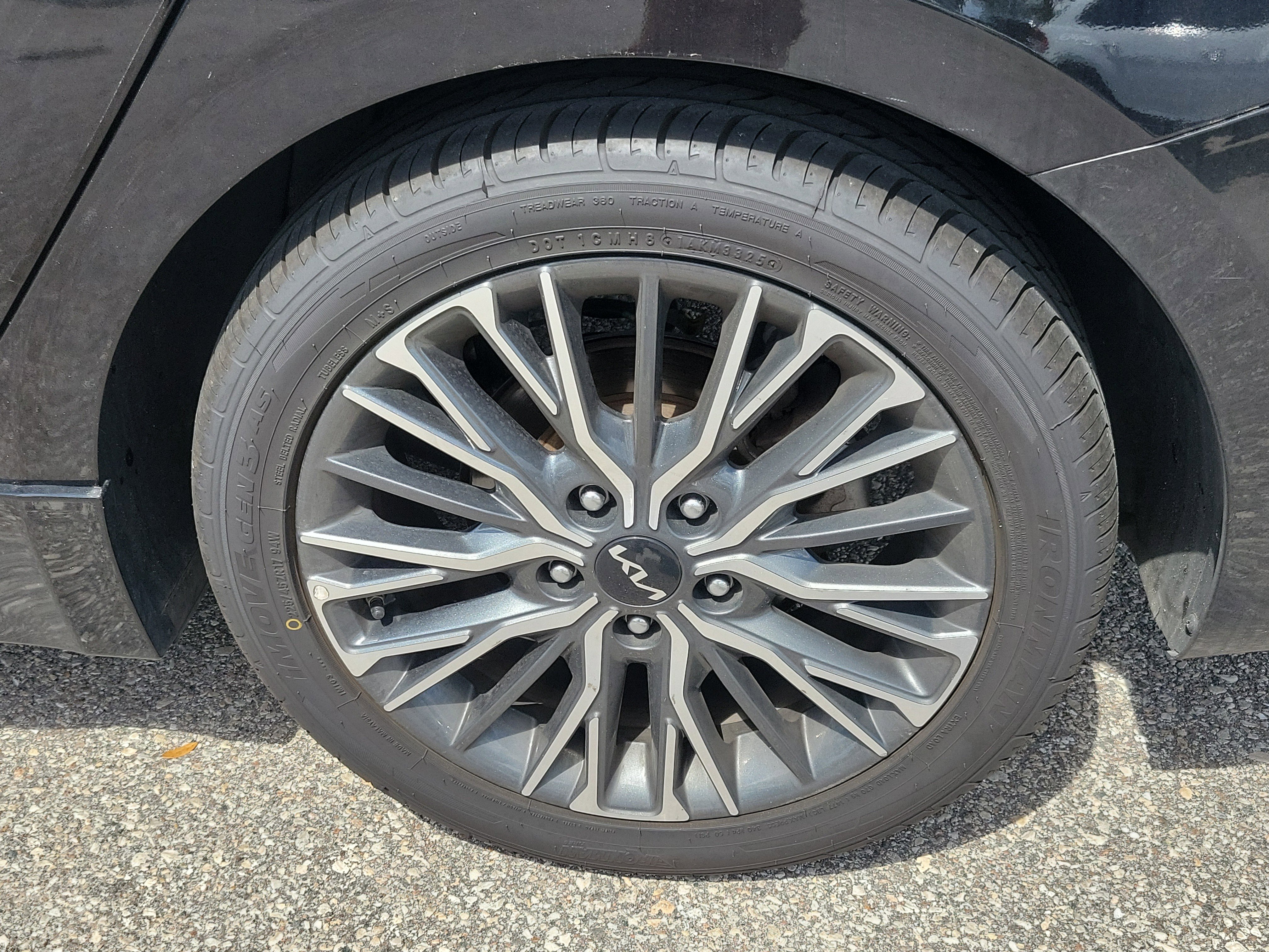 Used 2023 Kia Forte GT-Line FWD image 9