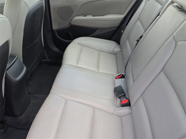 Used 2020 Hyundai Elantra Limited image 14