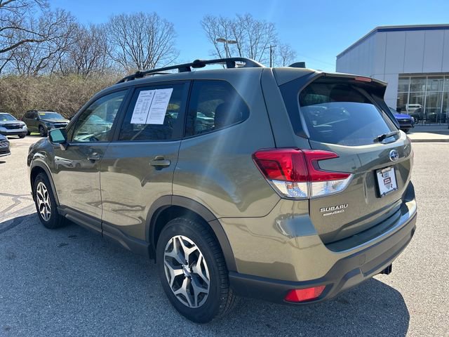 Certified 2023 Subaru Forester Premium image 5