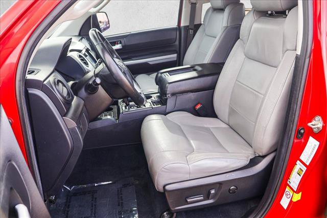 Used 2020 Toyota Tundra SR5 w/ SR5 Leather Package AWD/4WD image 11