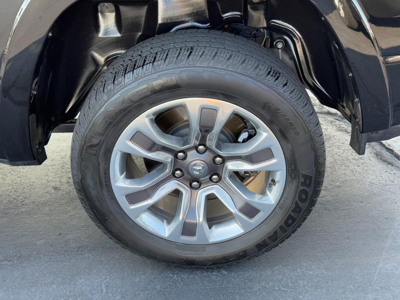 Used 2023 RAM 1500 Limited AWD/4WD image 7