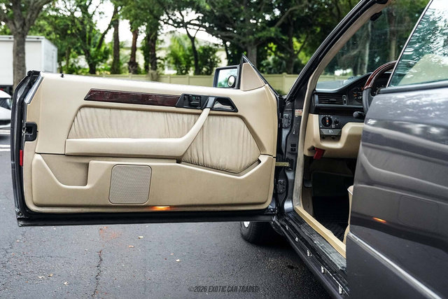 Used 1995 Mercedes-Benz E 320 Convertible image 29
