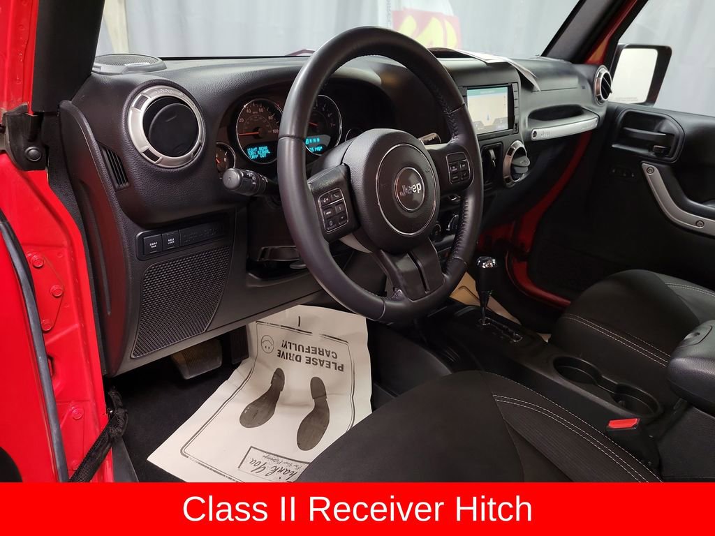 Used 2017 Jeep Wrangler Unlimited Rubicon w/ Connectivity Group image 14