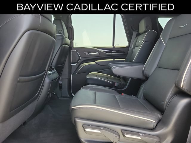Certified 2024 Cadillac Escalade Sport AWD/4WD image 32