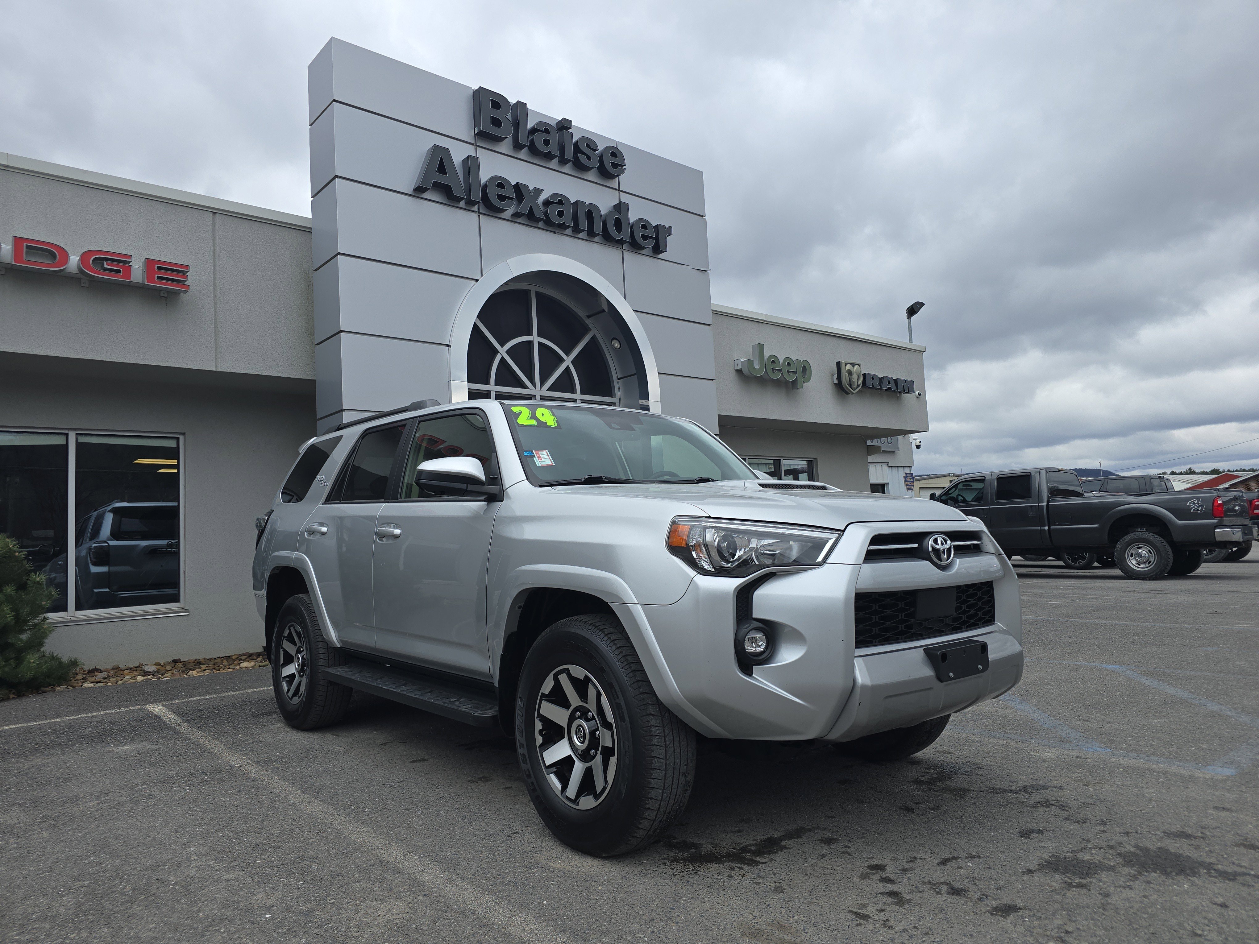 Used 2024 Toyota 4Runner TRD Off-Road video 1