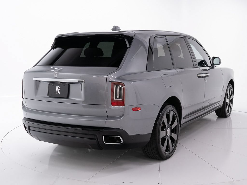 Certified 2023 Rolls-Royce Cullinan w/ Dark Exterior Package AWD/4WD image 5