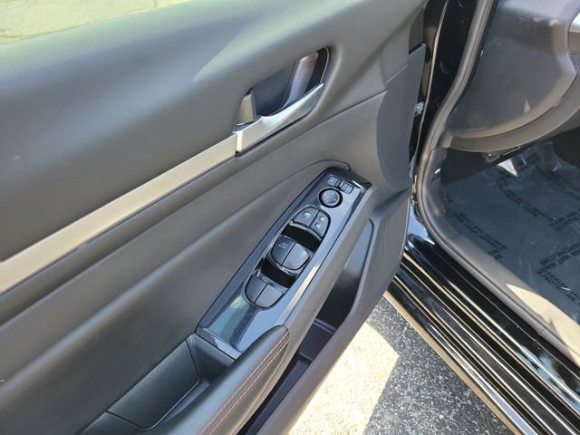 Used 2024 Nissan Altima 2.5 SR image 9