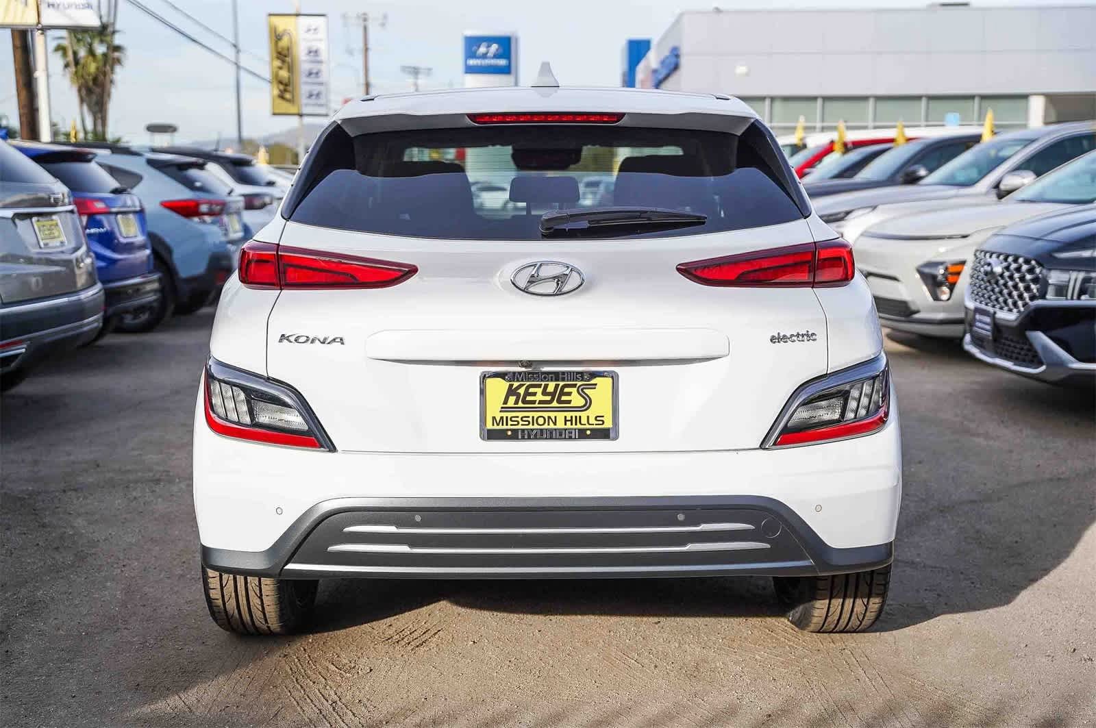 Certified 2022 Hyundai Kona Limited image 9