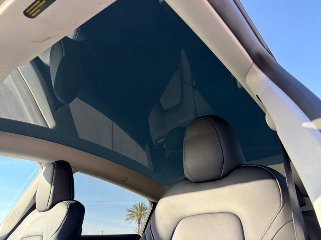 Used 2025 Tesla Model Y Long Range image 10