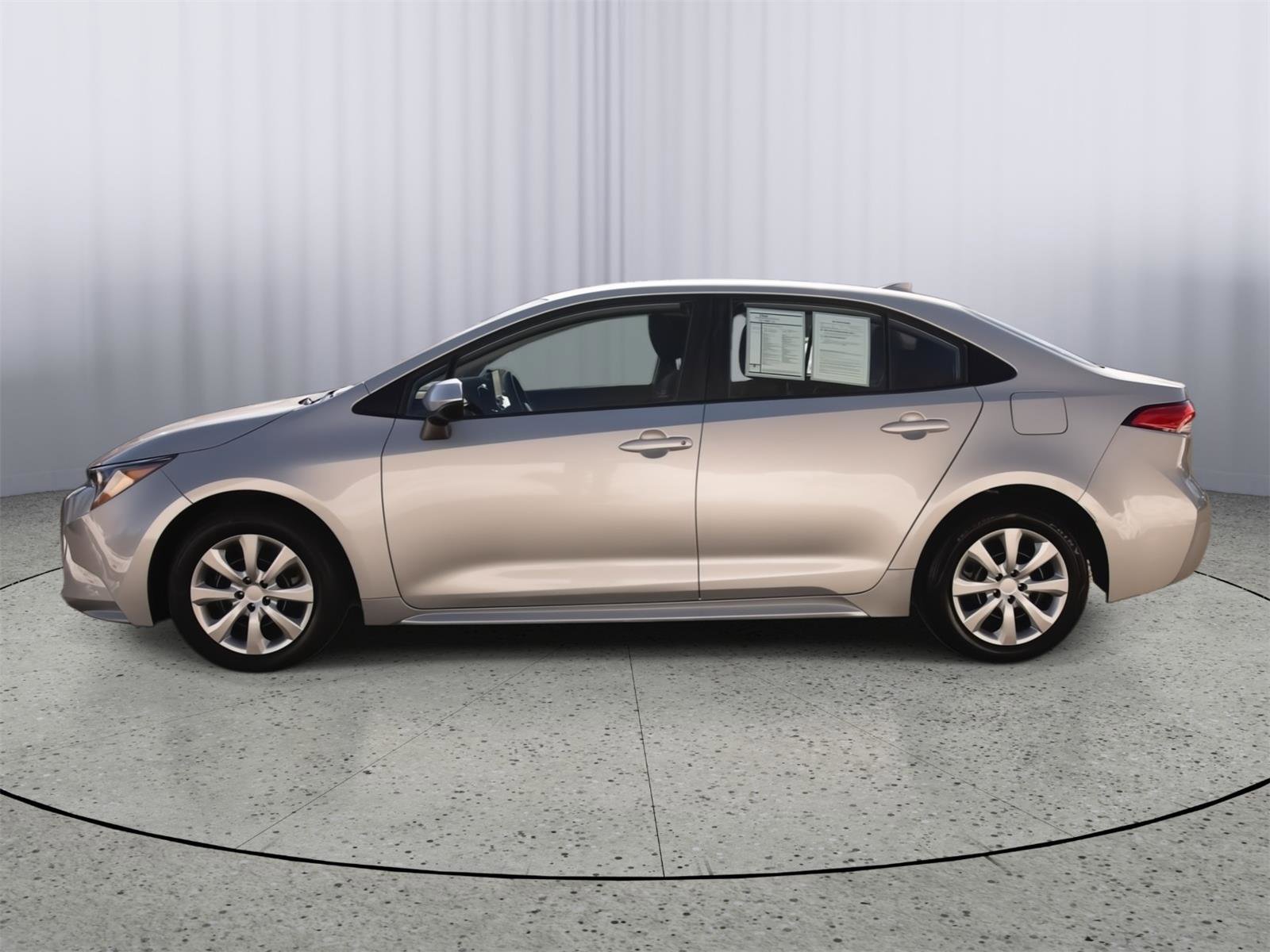 Used 2023 Toyota Corolla LE image 19