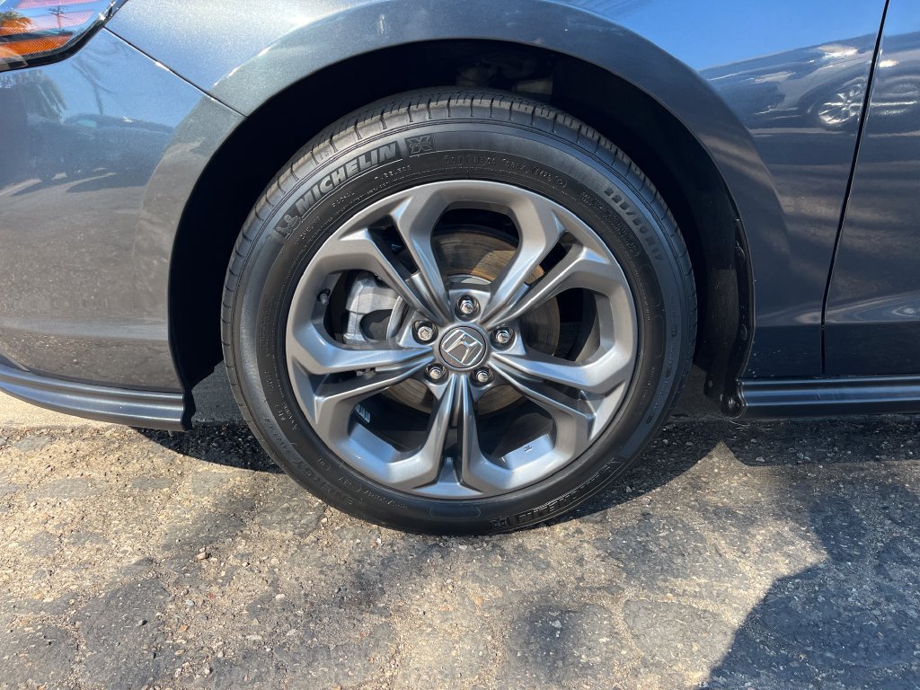 Certified 2023 Honda Accord EX image 28