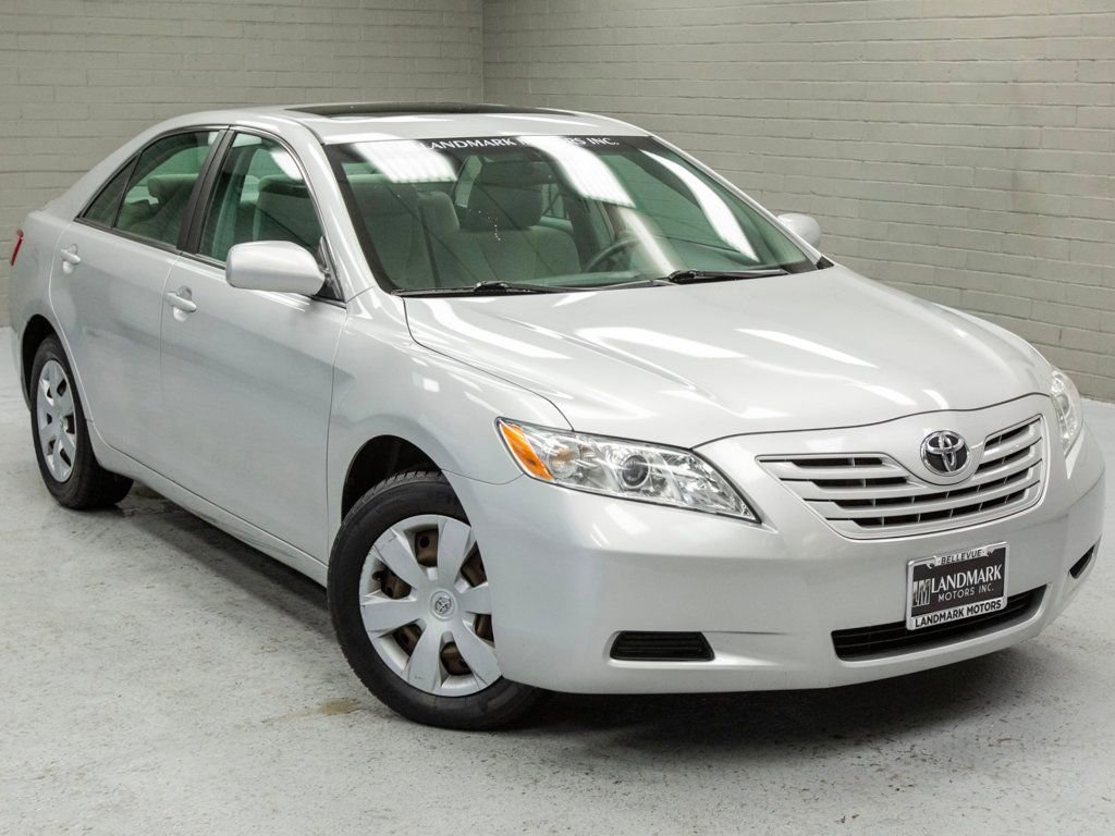 Used 2008 Toyota Camry LE image 5