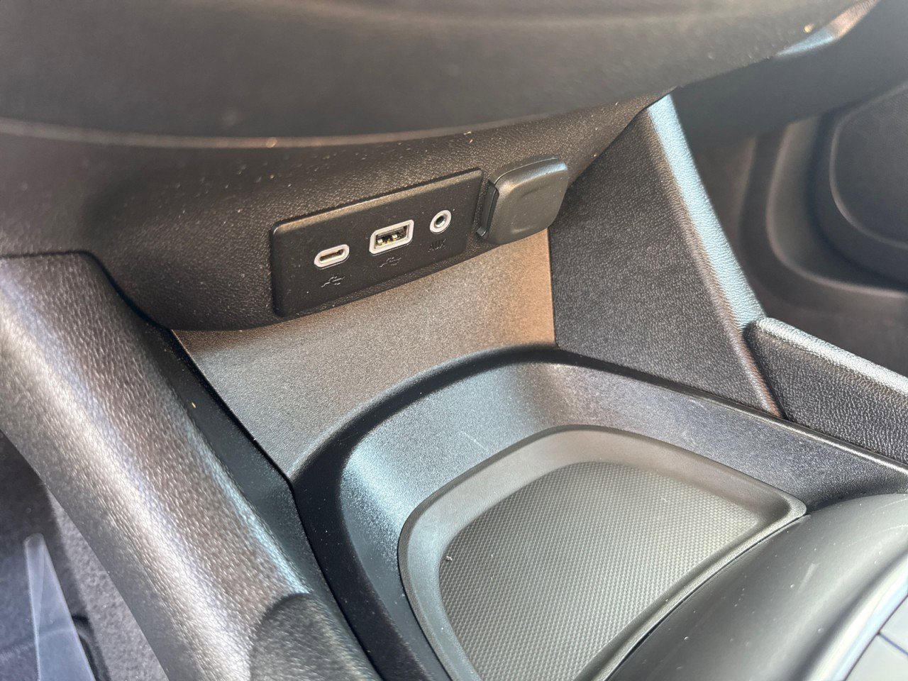 Used 2024 Chevrolet Malibu RS image 28