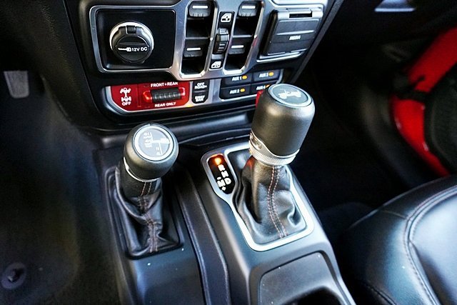 Used 2022 Jeep Wrangler Unlimited Rubicon image 34