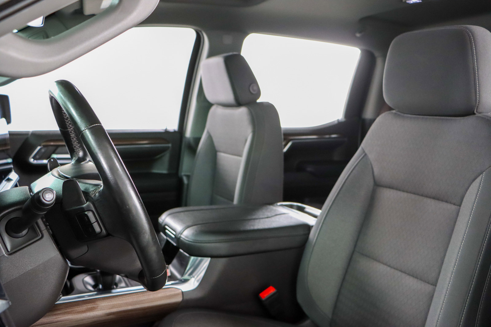 Used 2023 Chevrolet Silverado 1500 LT Trail Boss w/ Protection Package image 25