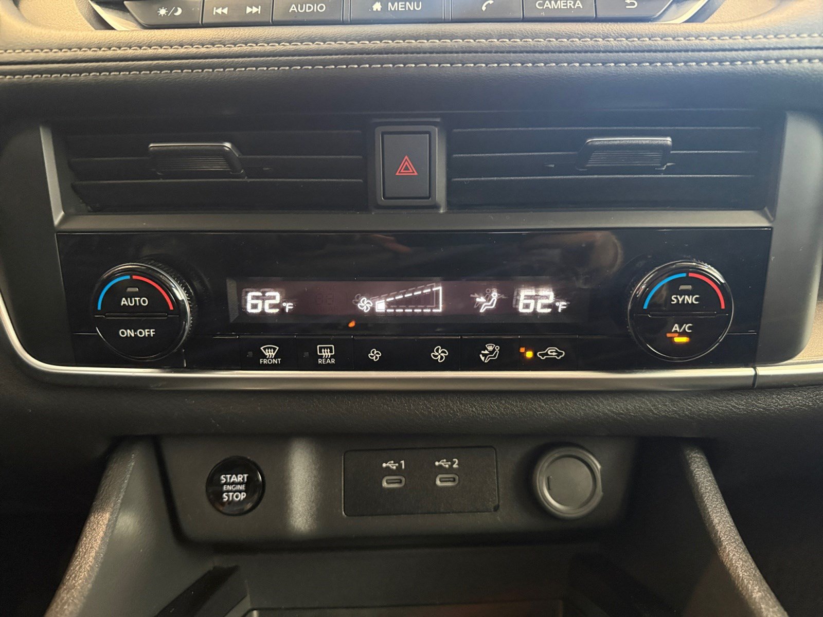 Used 2025 Nissan Rogue SV AWD/4WD image 26
