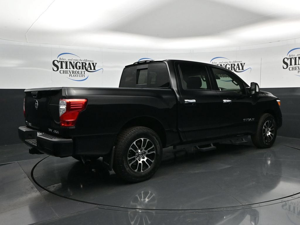 Used 2021 Nissan Titan SV w/ SV Convenience Package AWD/4WD image 7