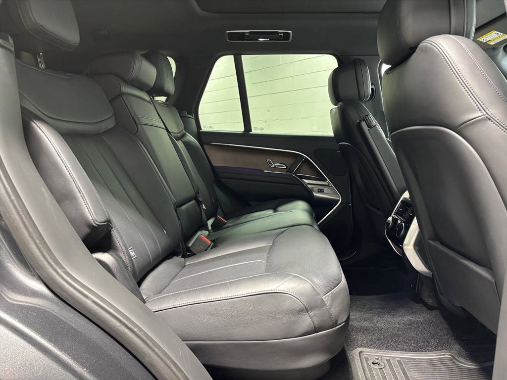 Used 2024 Land Rover Range Rover SE image 39