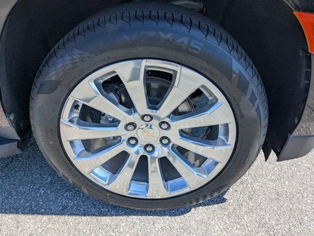 Used 2021 Chevrolet Tahoe Premier w/ Premium Package image 11