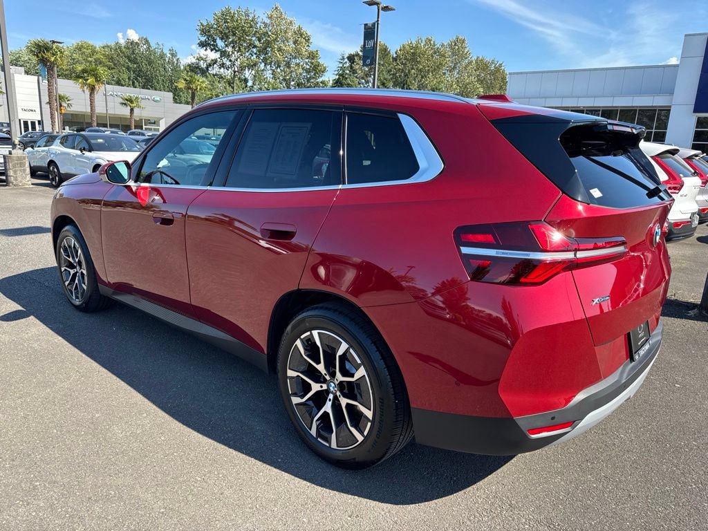 Used 2025 BMW X3 xDrive30i w/ Premium Package AWD/4WD image 3