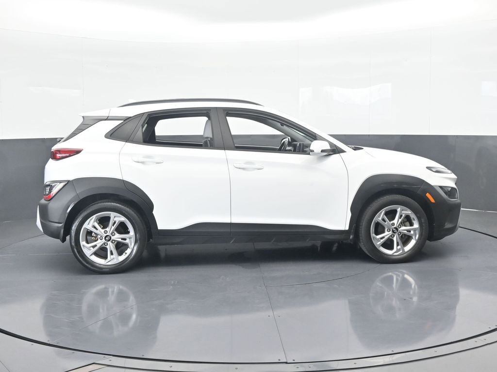 Used 2022 Hyundai Kona SEL w/ Convenience Package image 7