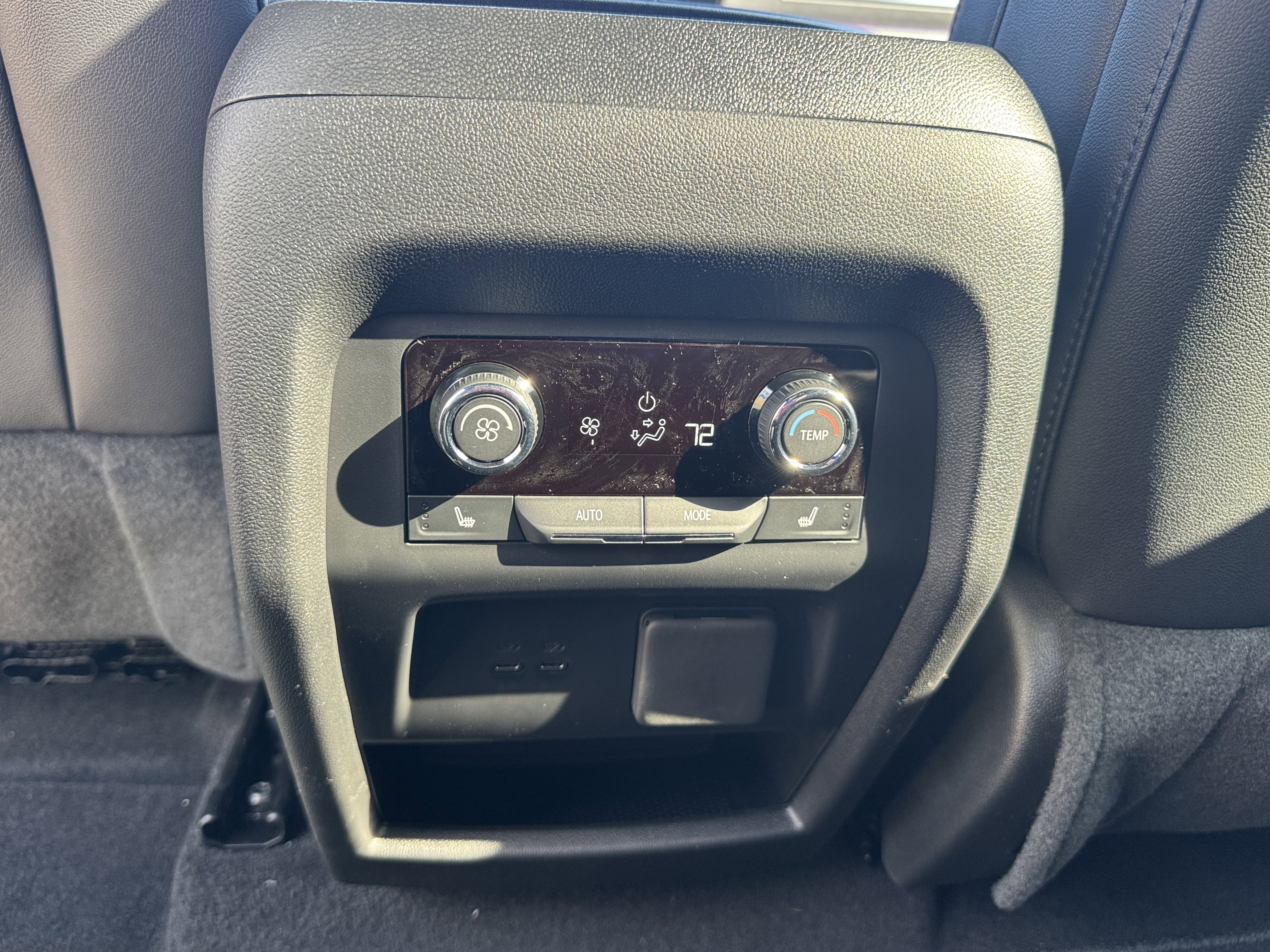 New 2026 Chevrolet Traverse RS image 12