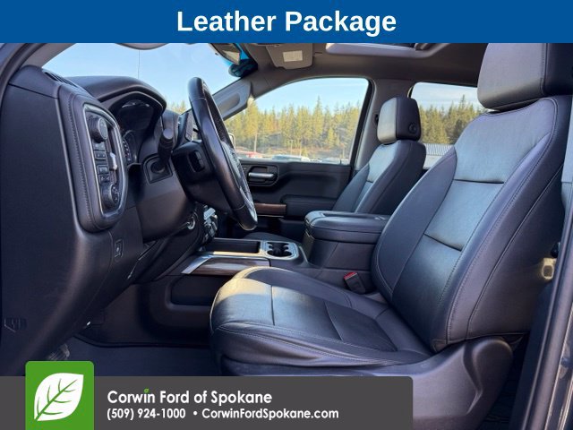 Used 2021 Chevrolet Silverado 1500 LT Trail Boss w/ Convenience Package II AWD/4WD image 2