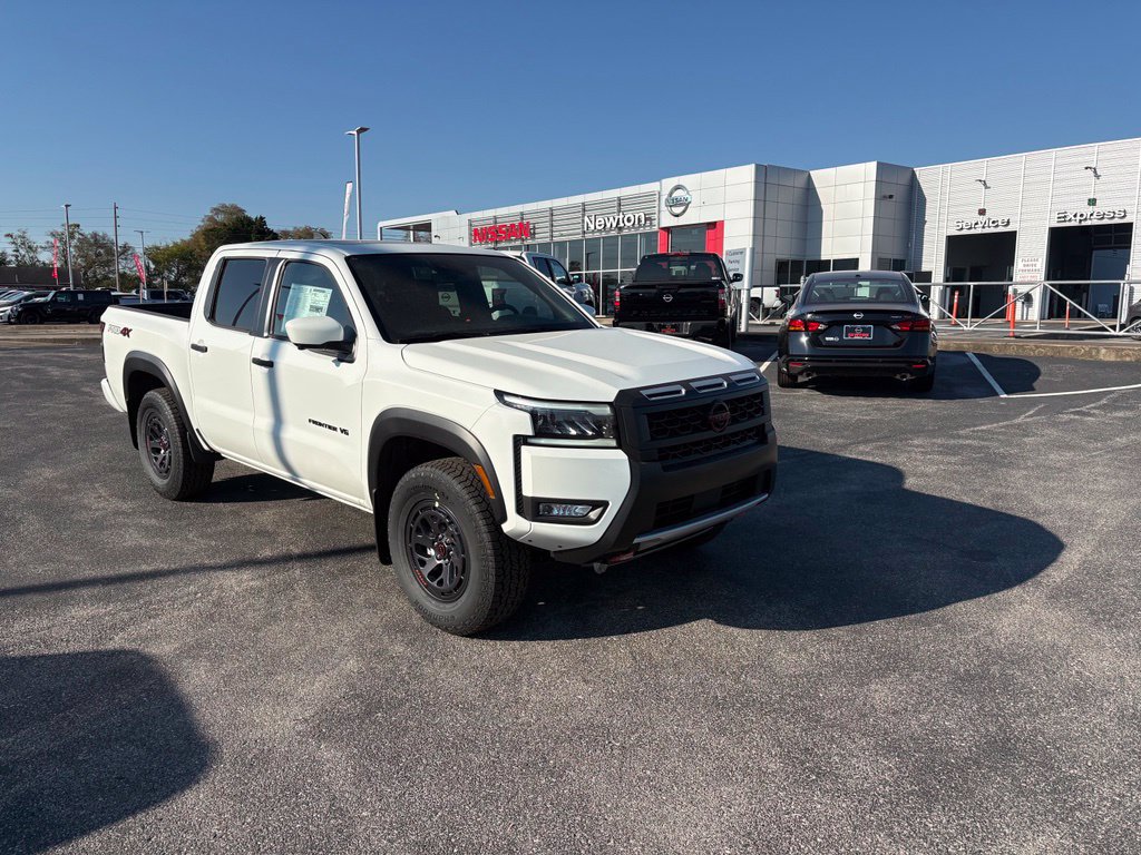 New 2027 Nissan Frontier PRO-4X w/ Pro Premium Package AWD/4WD image 2