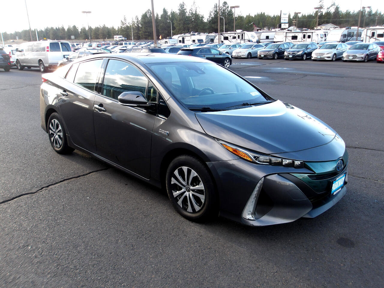 Used 2020 Toyota Prius Prime XLE image 7