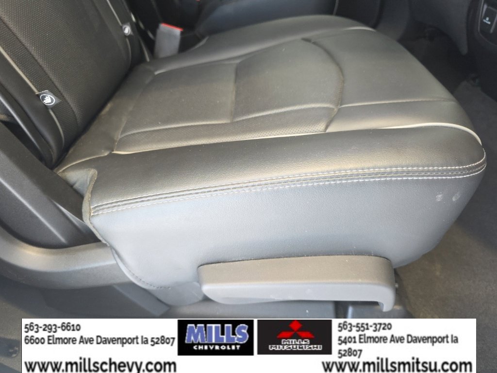 Used 2019 Buick Enclave Avenir w/ Avenir Technology Package AWD/4WD image 32