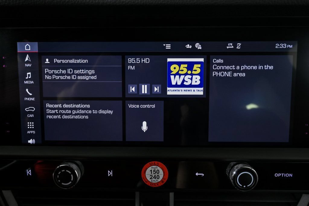 Certified 2026 Porsche Macan AWD/4WD image 15