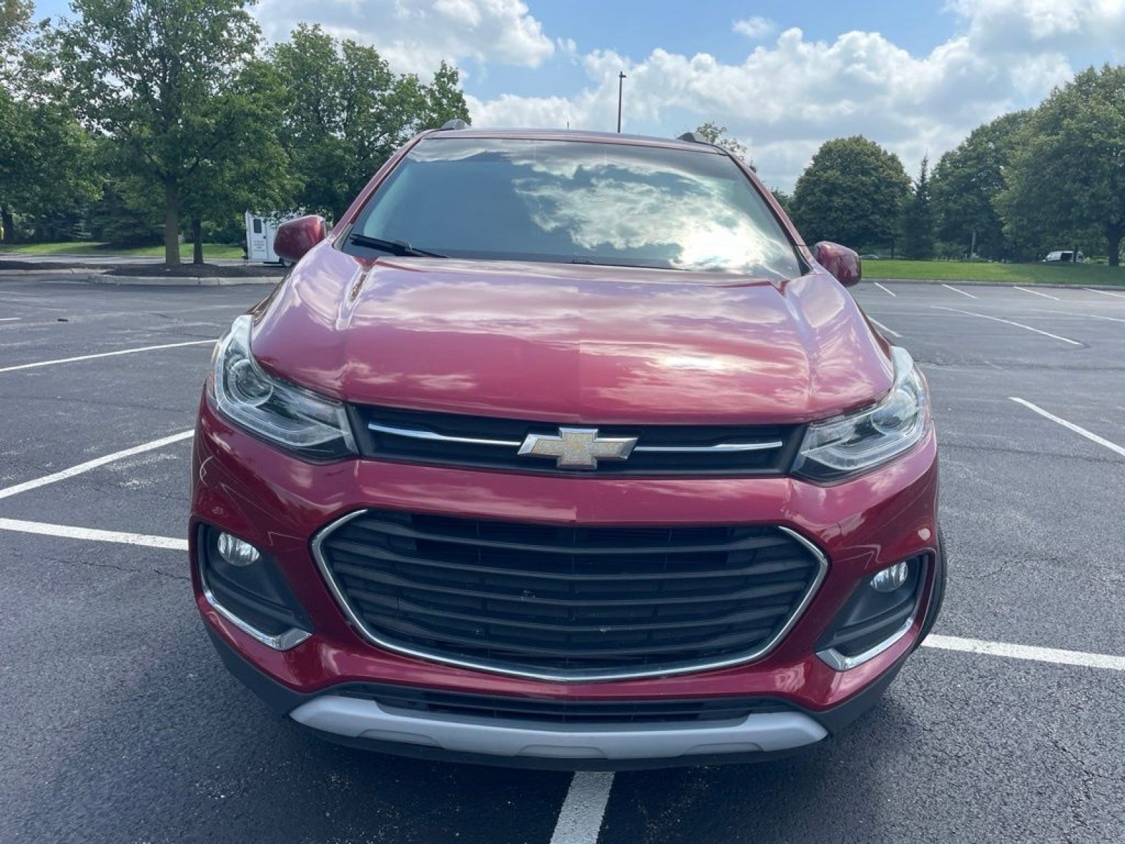 Used 2018 Chevrolet Trax Premier FWD image 2