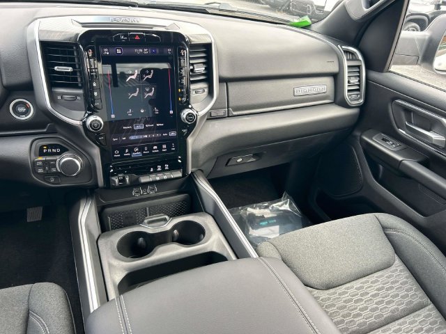 New 2027 RAM 1500 4x4 Crew Cab image 14