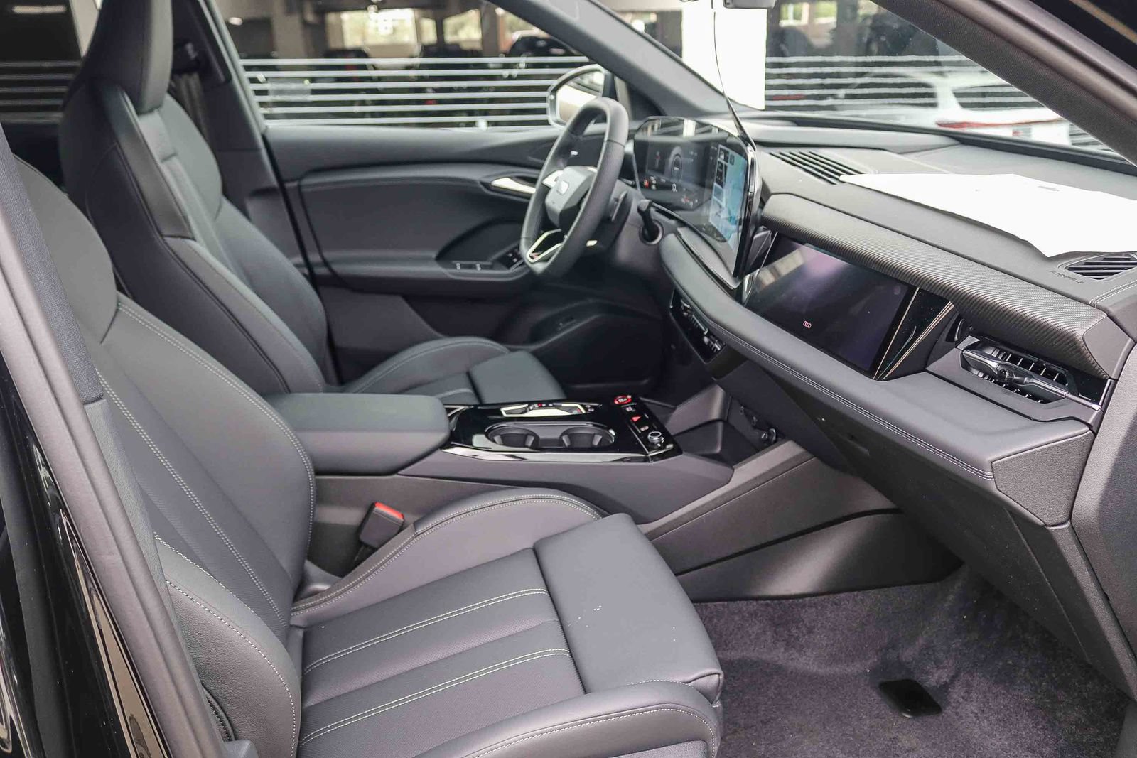 New 2027 Audi SQ6 e-tron Prestige AWD/4WD image 16