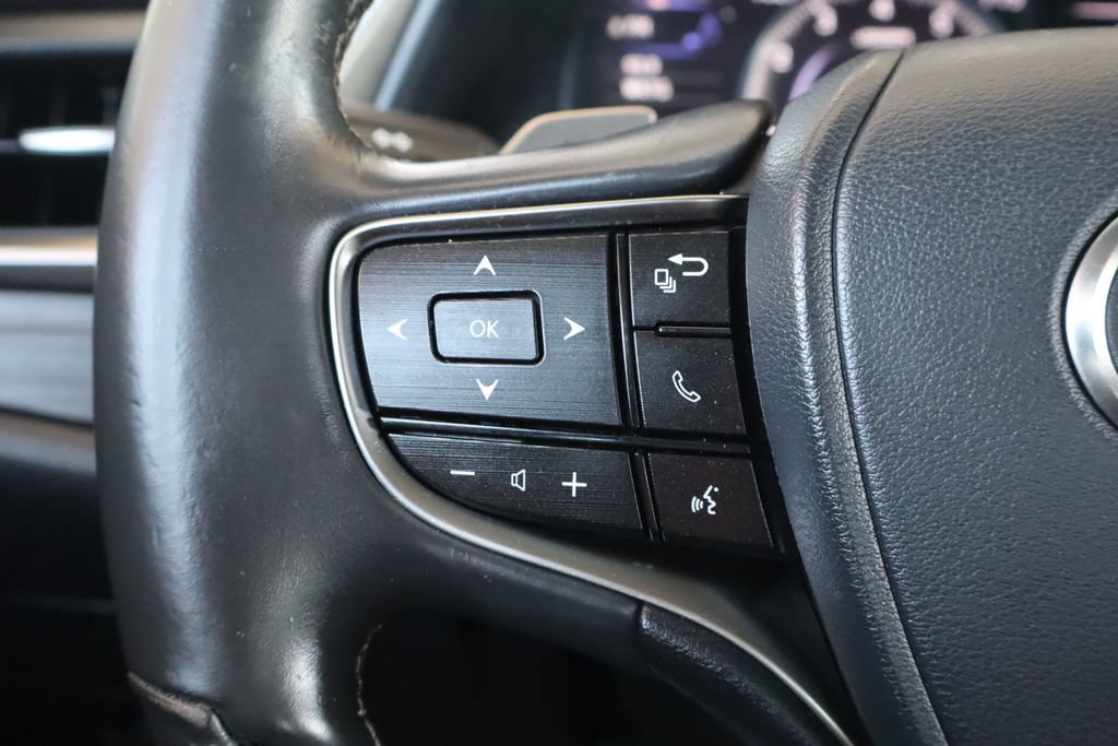 Used 2020 Lexus ES 350 w/ Premium Package FWD image 19