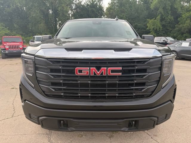 Used 2024 GMC Sierra 1500 Pro w/ Pro Value Package AWD/4WD image 2