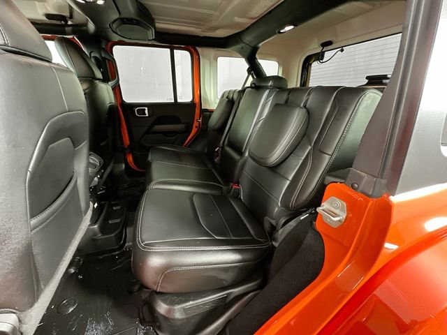 Used 2023 Jeep Wrangler Unlimited Sahara w/ Cold Weather Group AWD/4WD image 26