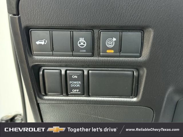 Used 2023 Nissan Armada Platinum w/ Captain's Chairs Package RWD image 27