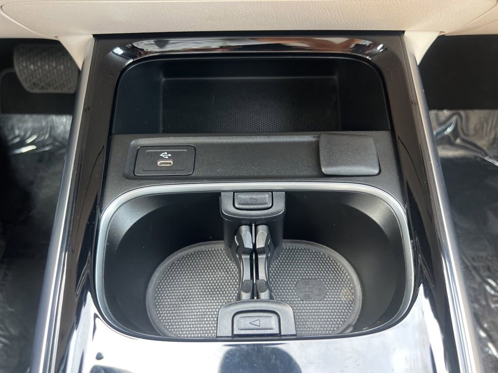 Used 2025 Mercedes-Benz GLA 250 4MATIC image 62