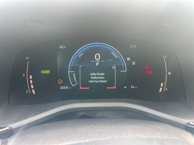 Used 2025 Toyota Camry SE FWD image 9