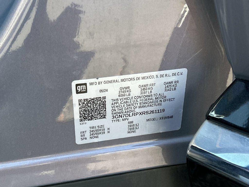 Used 2024 Chevrolet Equinox EV LT FWD image 38