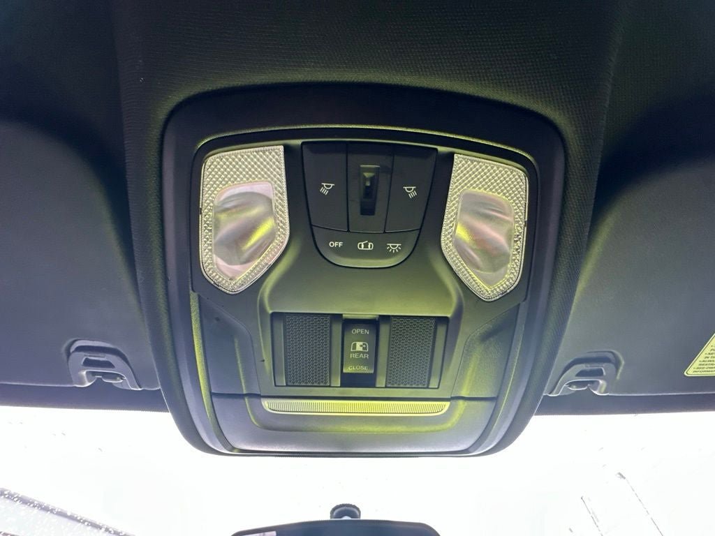 Used 2023 RAM 1500 Tradesman w/ Night Edition AWD/4WD image 18