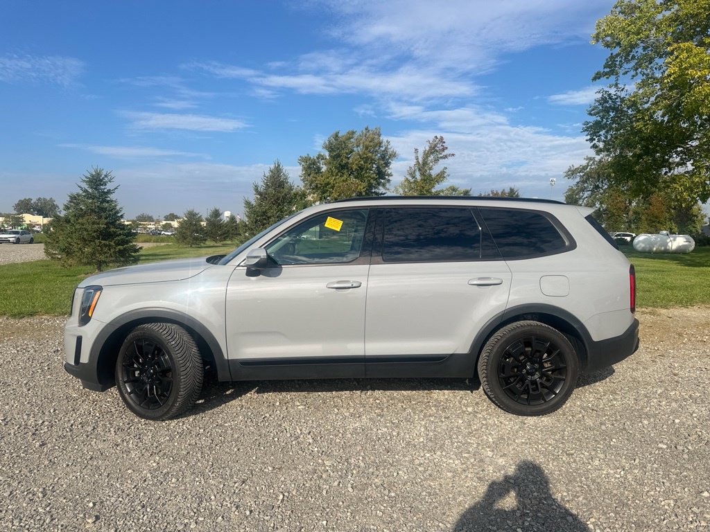 Used 2021 Kia Telluride EX w/ EX Premium Package AWD/4WD image 10