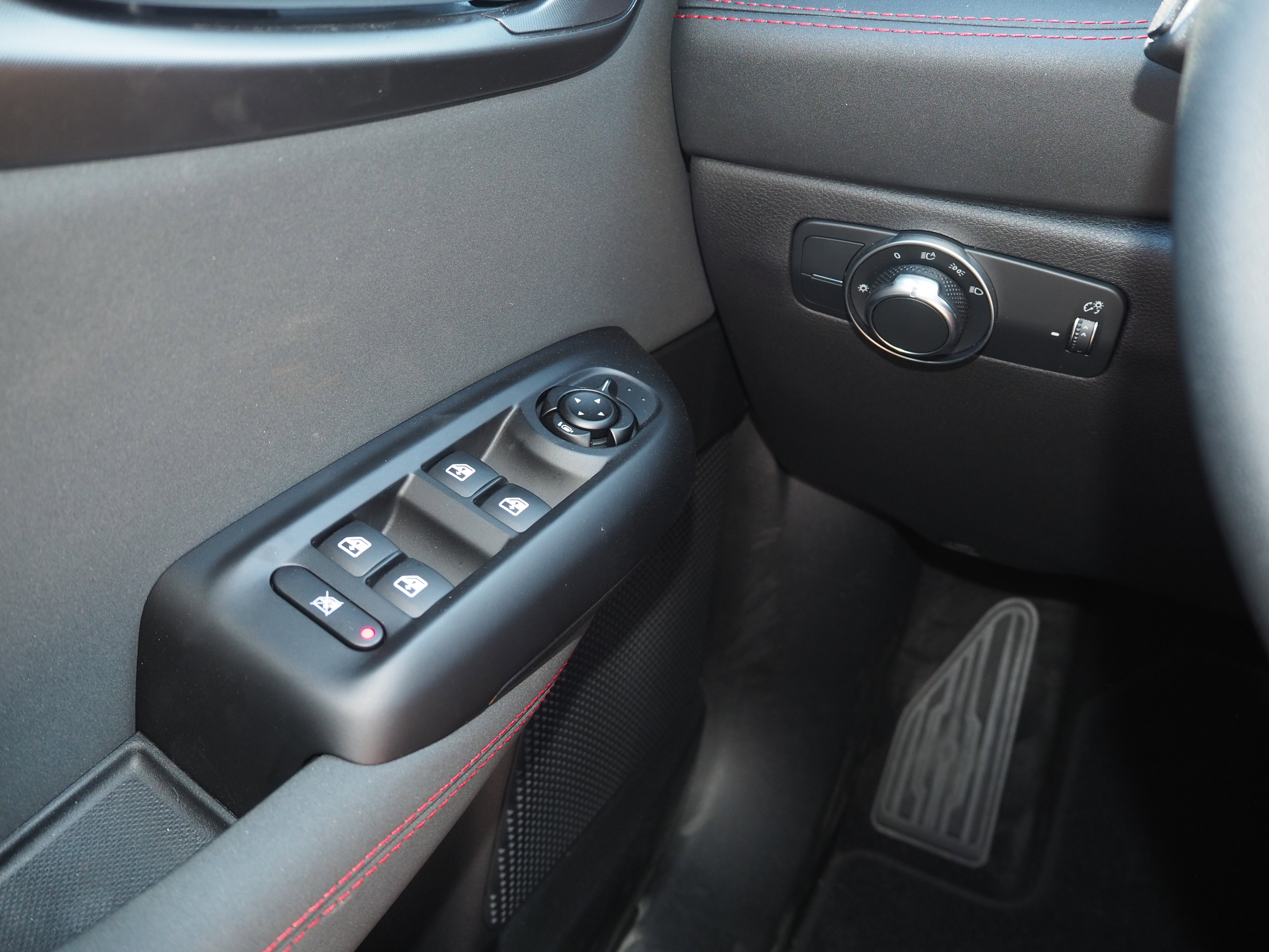 New 2025 Dodge Hornet GT image 28