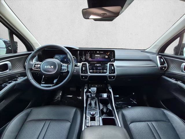 Used 2023 Kia Sorento SX FWD image 19