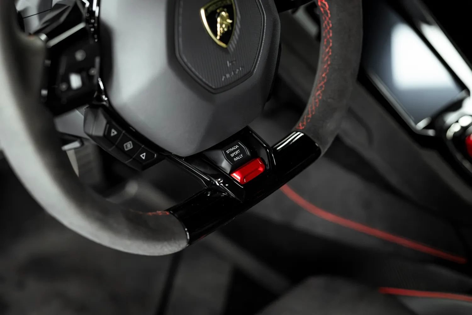 Used 2024 Lamborghini Huracan Sterrato AWD/4WD image 30