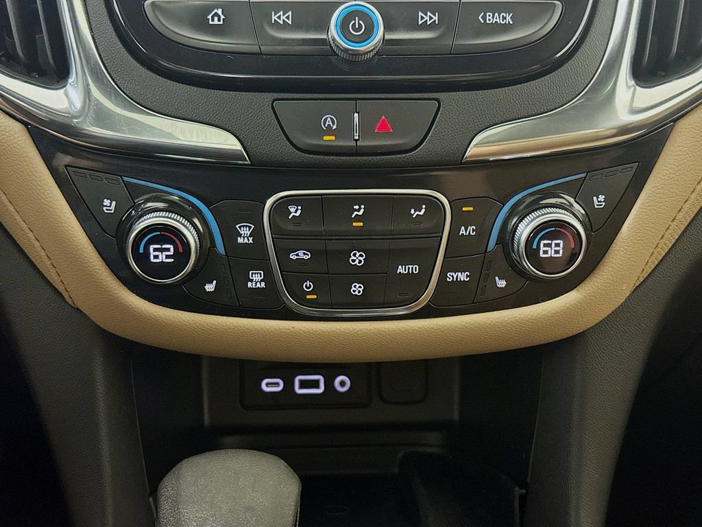 Used 2022 Chevrolet Equinox Premier AWD/4WD image 18