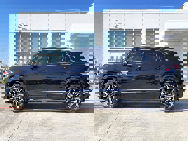 New 2026 Volkswagen Atlas Cross Sport SEL Premium R-Line image 3